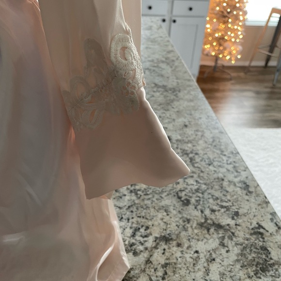 Bridal Robe - Picture 3 of 3